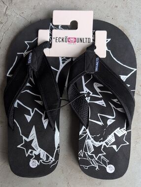 Ecko Unltd Black and White Graphic Flip Flops